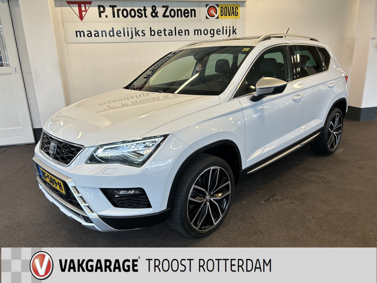 SEAT Ateca - 1.4 EcoTSI Xcellence Automaat | Panoramadak | Afneembare trekhaak | Achteruitrijcamera | A - AutoWereld.nl