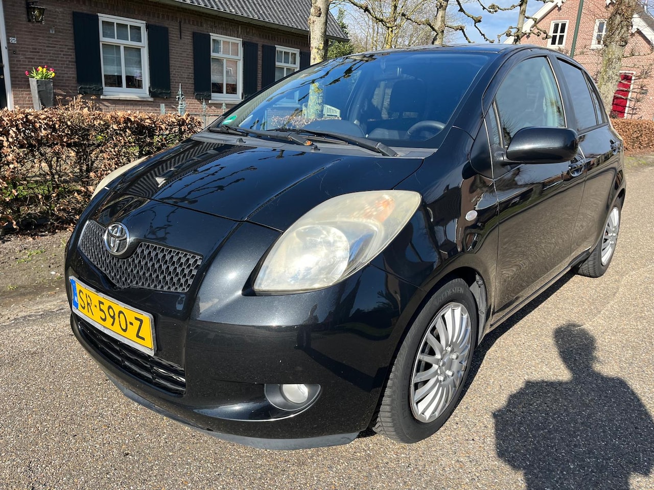 Toyota Yaris - 1.3 - AutoWereld.nl