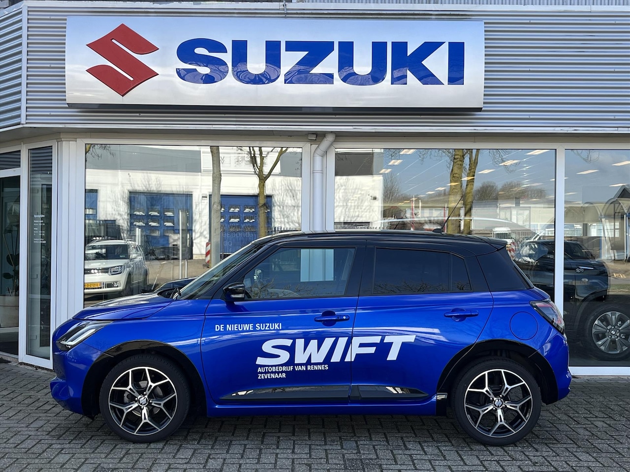 Suzuki Swift - New 1.2 Smart Hybrid 83pk Style DEMO (RIJKLAARPRIJS) *Tot 10 Jaar Suzuki Garantie - AutoWereld.nl