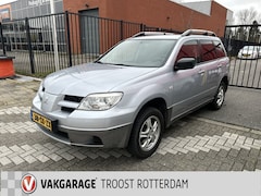 Mitsubishi Outlander Sport - 2.0 Invite+ | Airco | Trekhaak | APK TOT 16-06-2026 | Radio/MP3 | Elek. ramen | Inruilkoop