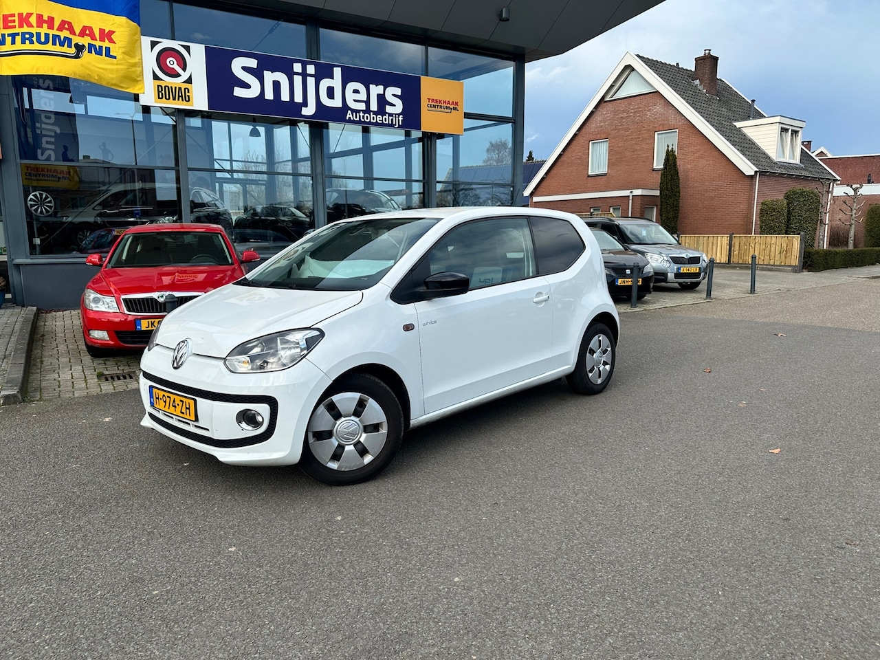 Volkswagen Up! - 1.0 move up! AIRCO - AutoWereld.nl