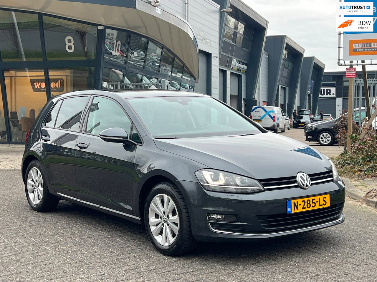 Volkswagen Golf - 7 1.4 TSI Highline 6-BAK NAVI CARPLAYY - AutoWereld.nl