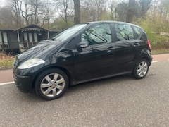 Mercedes-Benz A-klasse - 150 Classic AUTOMAAT AIRCO [ LEES ADVERTENTIE ]