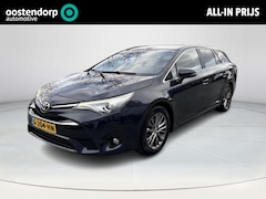 Toyota Avensis Touring Sports - 1.8 VVT-i Lease Pro *TREKHAAK/ PANORMADAK/ STOELVERWARMING/ LEDER