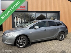 Opel Astra Sports Tourer - 1.4 Turbo Cosmo | All Seasons | stoel/stuur verwarming | trekhaak | parkeer sensoren voor