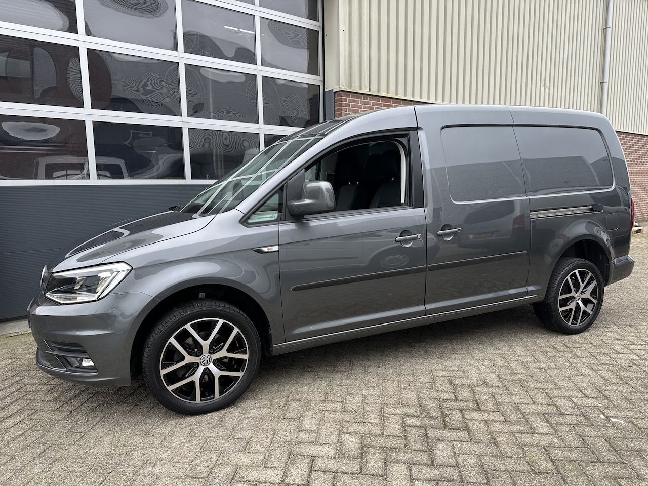 Volkswagen Caddy Maxi - 1.4 TSI L2H1 DSG MARGE Maxi Exclusive Edit 2 Schuifdeuren,Navigatie,17"Lmv,Airco,Cruise,En - AutoWereld.nl
