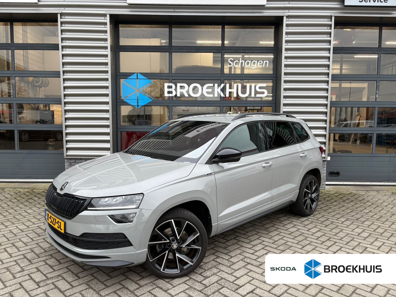 Skoda Karoq - 1.5 TSI 150 pk ACT Sportline Business 7-DSG | Apple carplay | Achteruitrijcamera | Canton - AutoWereld.nl