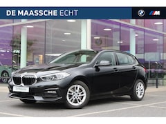 BMW 1-serie - 118i Sport Line Automaat / Sportstoelen / Head-Up / Stoelverwarming / LED / Live Cockpit P