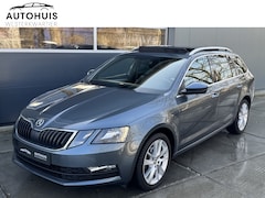 Skoda Octavia Combi - 1.5 TSI 150pk DSG Sport Business Panoramadak Stoelverwarming Voorruitverwarming navigatie