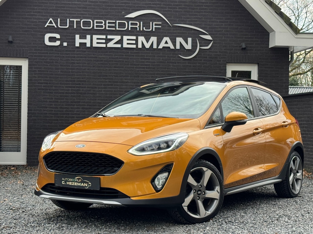 Ford Fiesta - 1.0 125pk Active 1E EIG PANORAMADAK FULL LED CAMERA CARPLAY CRUISE CONTROL - AutoWereld.nl