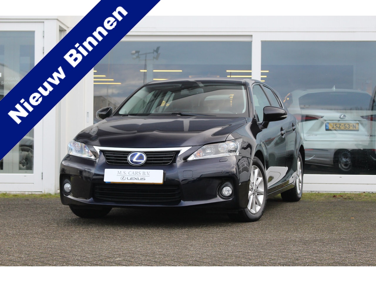 Lexus CT 200h - Hybrid Luxury Line I Mark Lev. I Multi-led I Premium Navi - AutoWereld.nl
