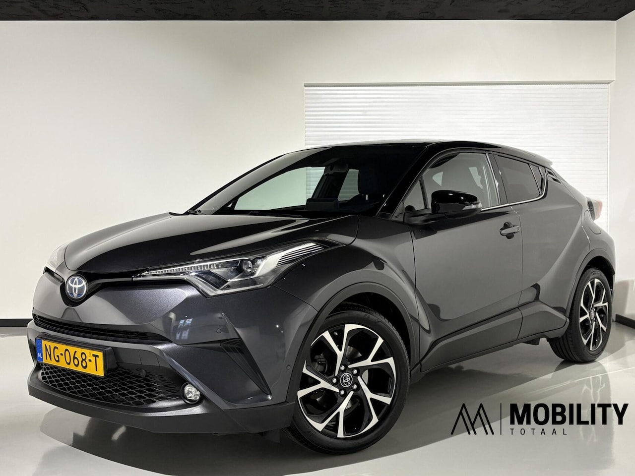 Toyota C-HR - 1.8 Hybrid Bi-Tone Plus |NL-Auto|ACC|JBL|PDC|Lane| Side Assist|Stoelverwarming|Camera|Wint - AutoWereld.nl