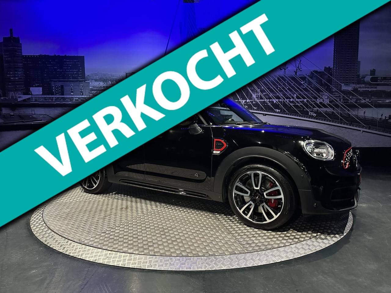 MINI Countryman - Mini 2.0 John Cooper Works ALL4 Chili *Pano*HUD*HarmanKardon*Camera* - AutoWereld.nl