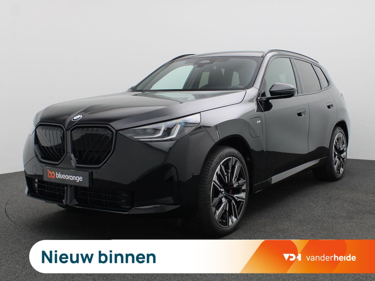 BMW X3 - 30e xDrive 299PK Aut. M-Sport, Panoramadak, Trekhaak, Head-Up Display, Harman Kardon, 21" - AutoWereld.nl