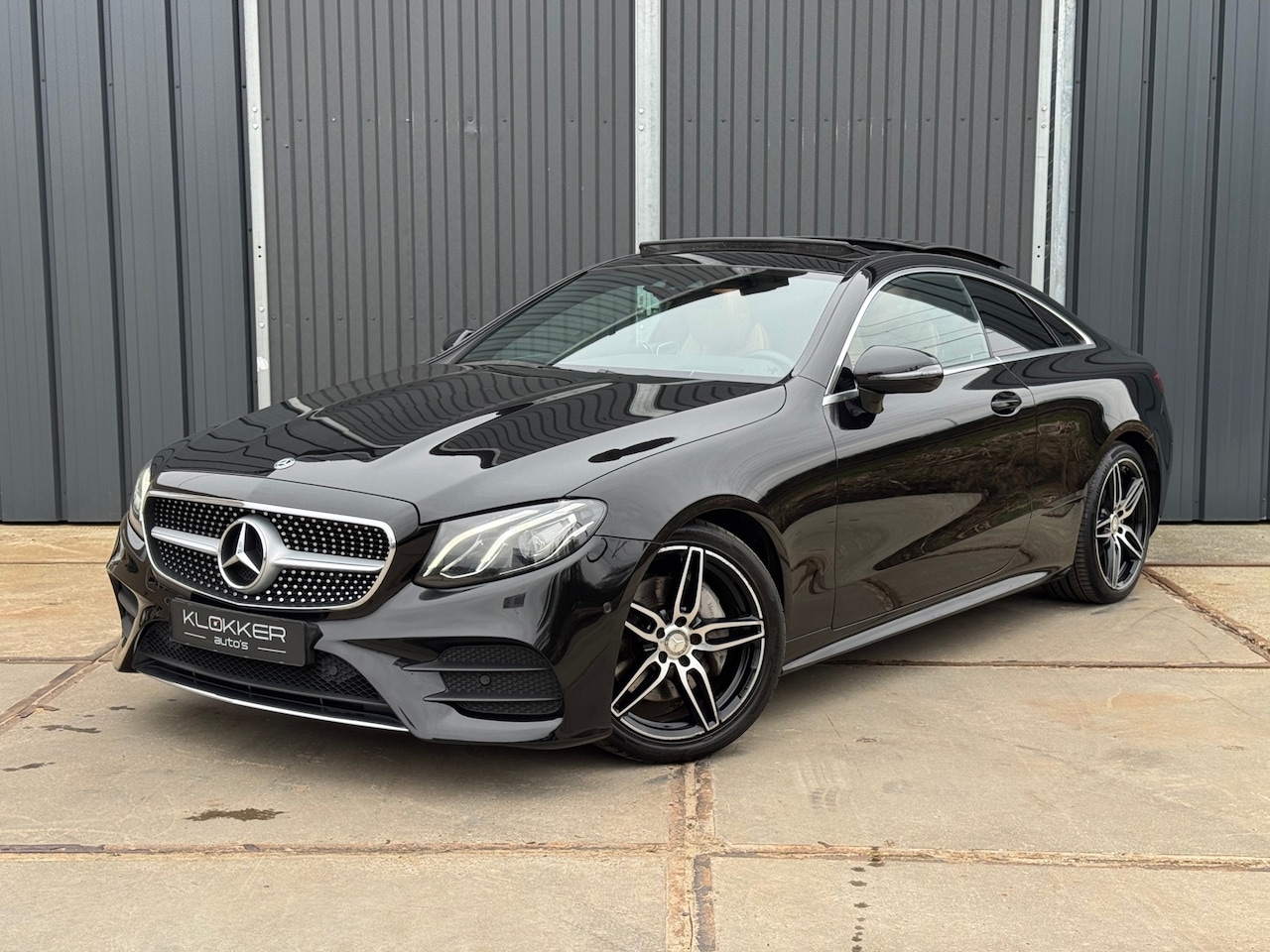 Mercedes-Benz E-klasse Coupé - 200 AMG Pano | Burmester | Headup | Widescreen | Sfeerverlichting - AutoWereld.nl
