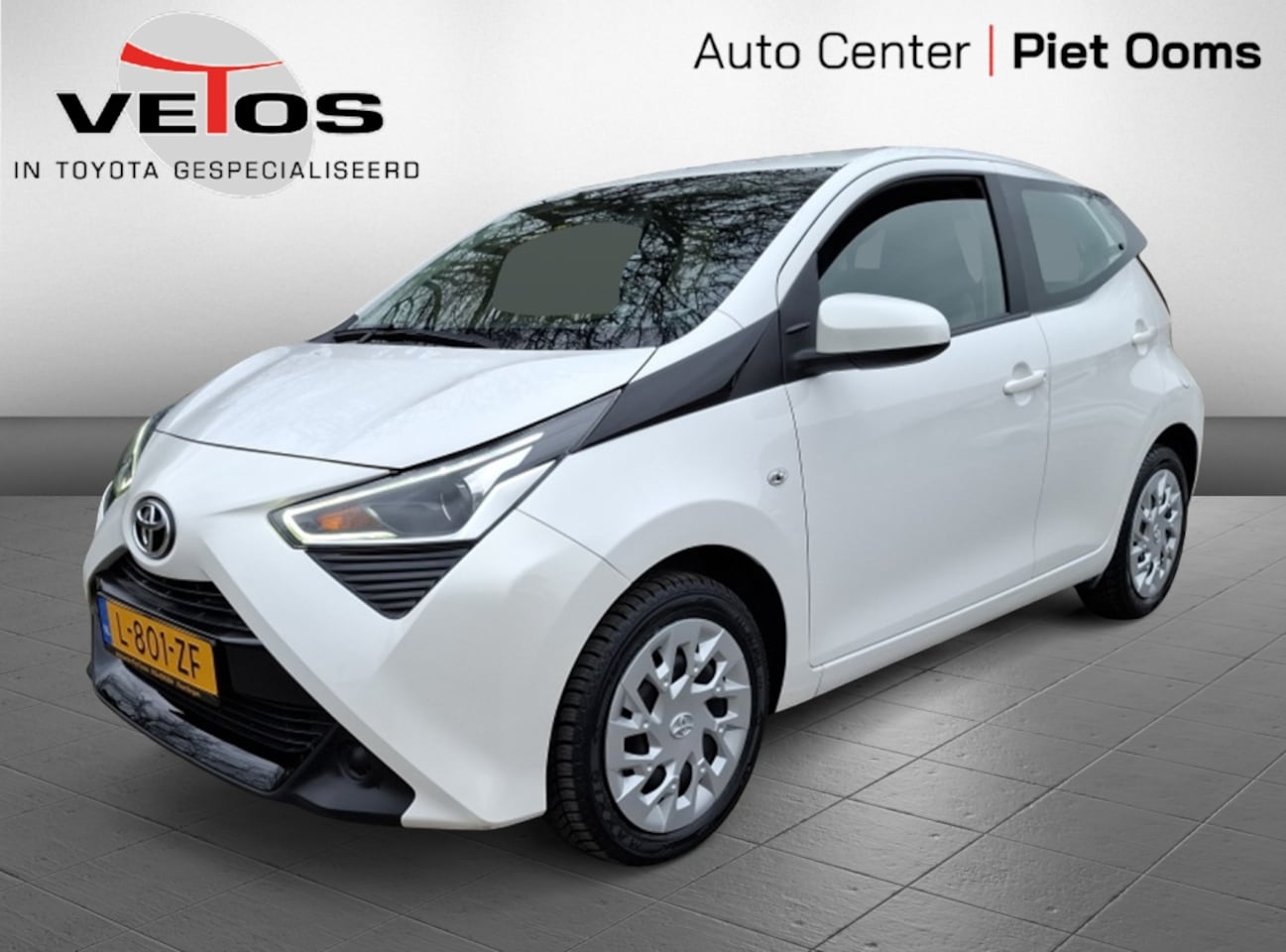 Toyota Aygo - 1.0 VVT-i x-play Apple Carpl./Android Auto - AutoWereld.nl