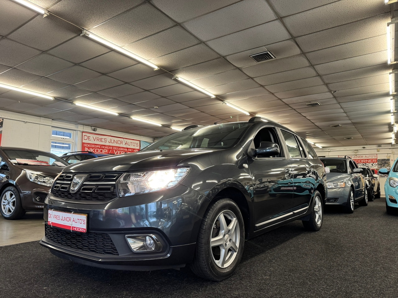 Dacia Logan MCV - 1.0 SCe. Bluetooth, airco en zeer zuinig! - AutoWereld.nl