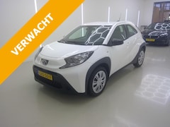 Toyota Aygo X - 1.0 VVT-i MT 72pk Play