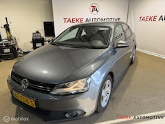 Volkswagen Jetta - 1.2 TSI Comfortline Clima/Cruise/Nap/1eEIG