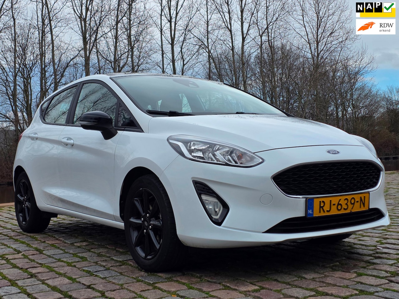 Ford Fiesta - 1.1 Trend Airco navigatie usb cruis control parkeer sensor - AutoWereld.nl