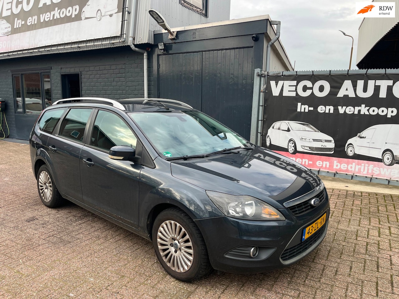 Ford Focus Wagon - 1.6 Titanium navi clima airco - AutoWereld.nl