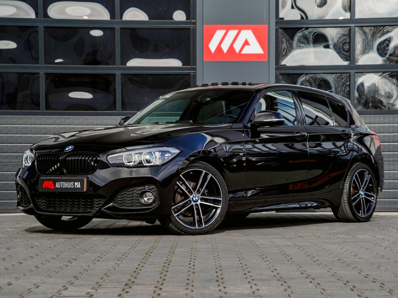 BMW 1-serie - 118i Edition M Sport Shadow High Executive 118i Edition M Sport Shadow High Executive - AutoWereld.nl