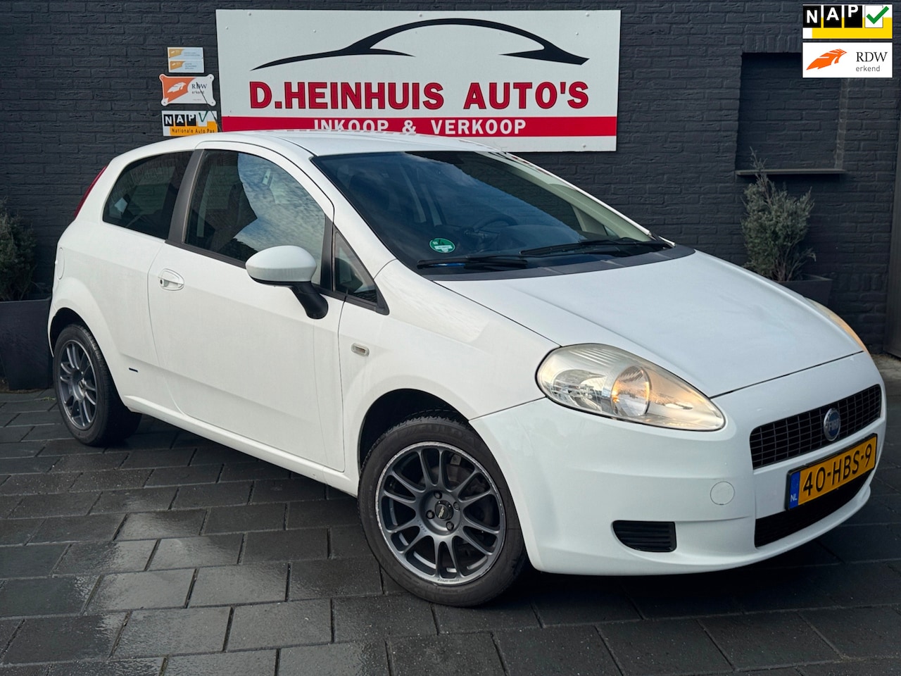 Fiat Grande Punto - 1.2 Edizione Lusso *APK 01-2027* - AutoWereld.nl