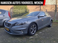 Volvo V40 - 2.0 D2 Momentum R line