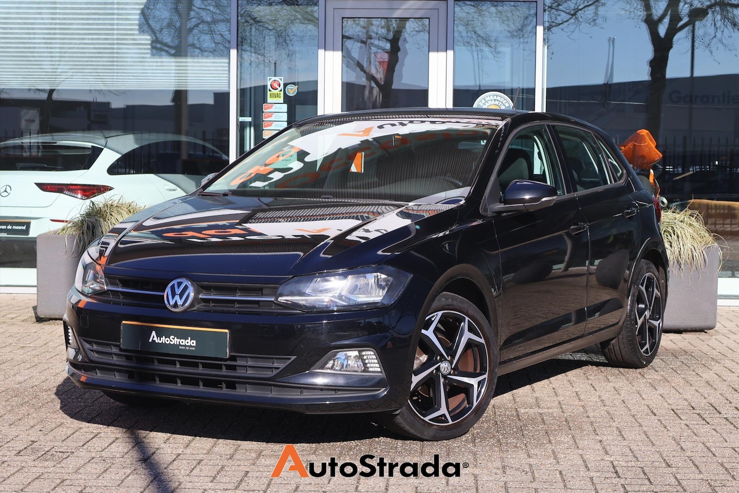 Volkswagen Polo - 1.0 TSI Highline 95pk I Navi I Carplay I Airco I ACC - AutoWereld.nl