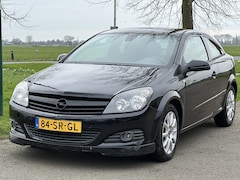 Opel Astra GTC - 1.6 Executive rijd perfect * NAP