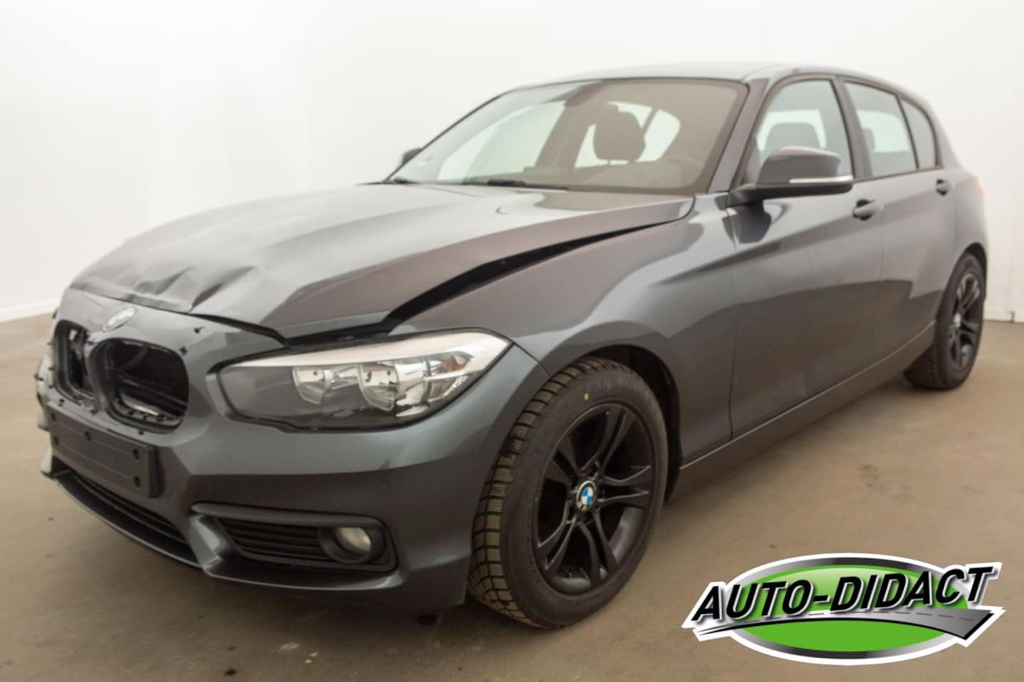 BMW 1-serie - 116d Clima Navi Efficient Dynamics Edition - AutoWereld.nl