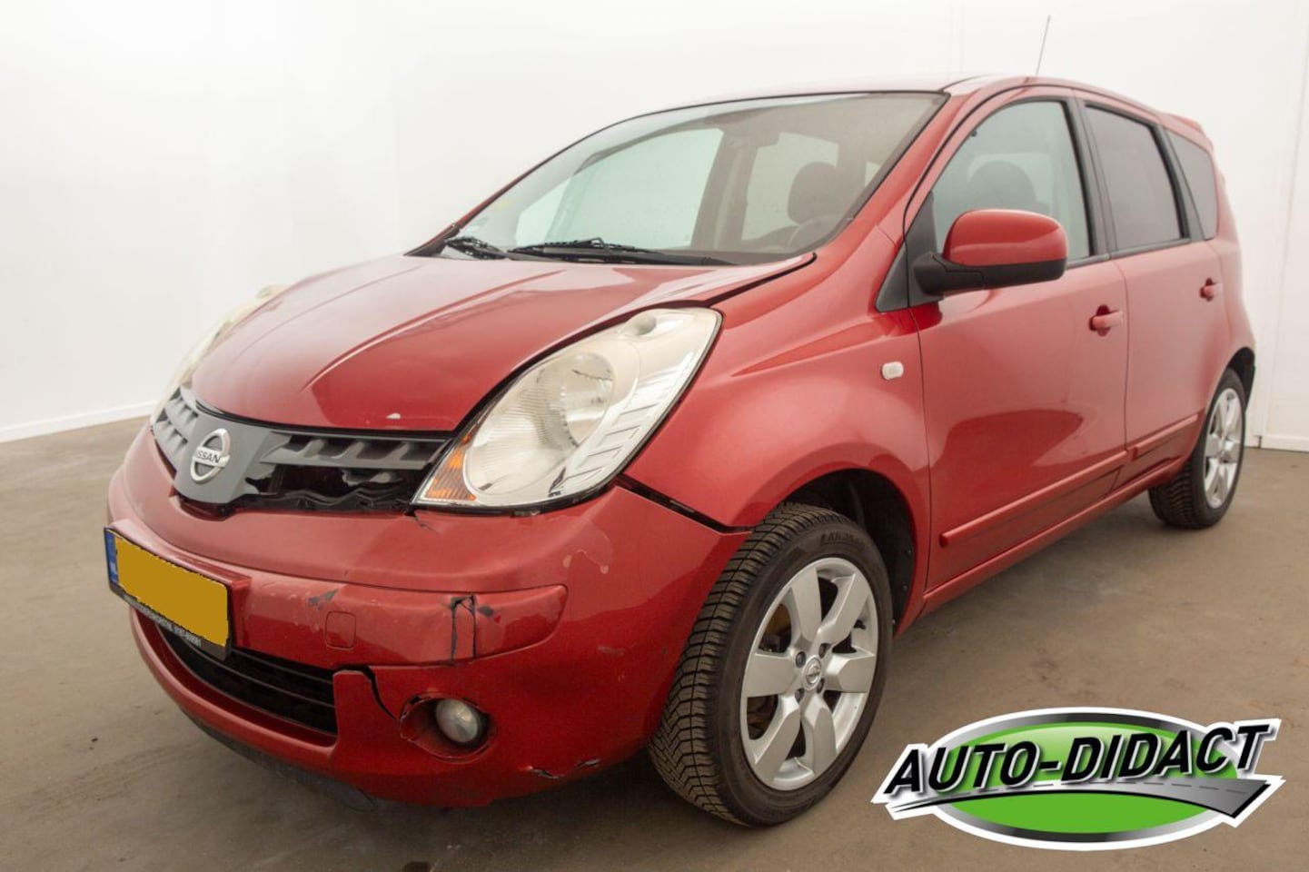 Nissan Note - 1.6 Automaat Airco - AutoWereld.nl