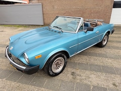 Fiat Spider - 2000 H5 1979 Opknapper