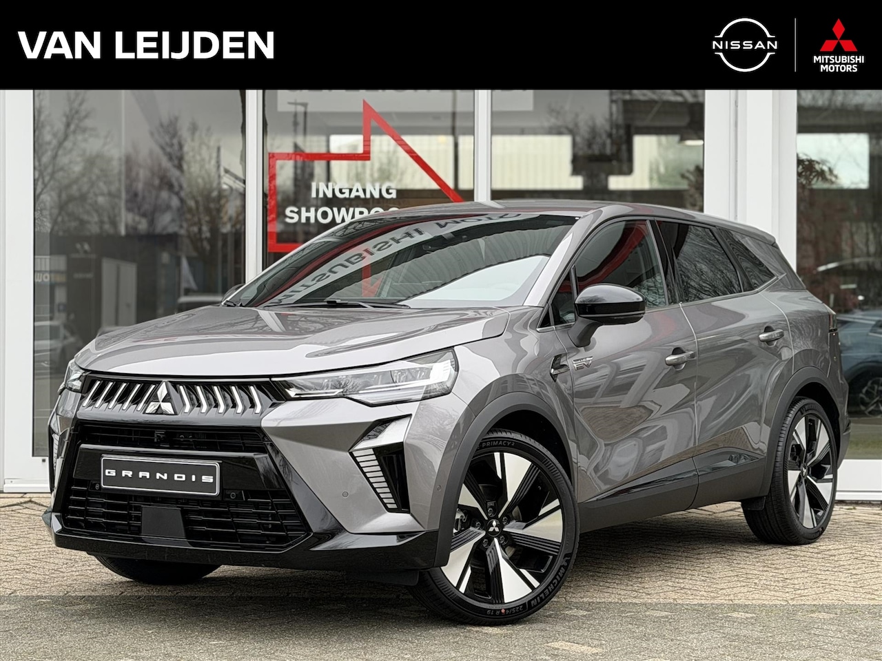 Mitsubishi Grandis - 1.8 HEV 160pk Aut First Edition | NIEUW | €2.000 korting | Google Built In | 360-Camera | - AutoWereld.nl