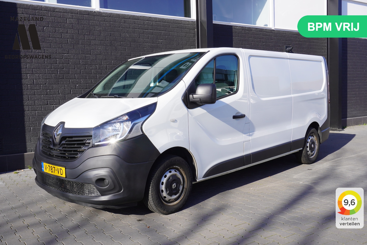 Renault Trafic - 1.6 dCi L2 EURO 6 - Airco - Cruise - Trekhaak - € 9.950,- Excl. - AutoWereld.nl
