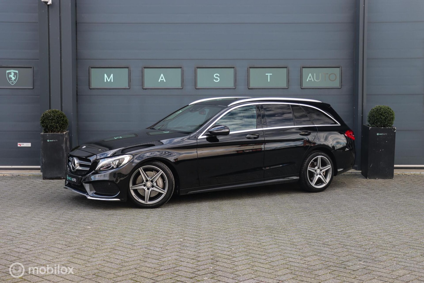 Mercedes-Benz C-klasse Estate - 300 AMG|ACC|Leder|LED|Navi|Climate - AutoWereld.nl