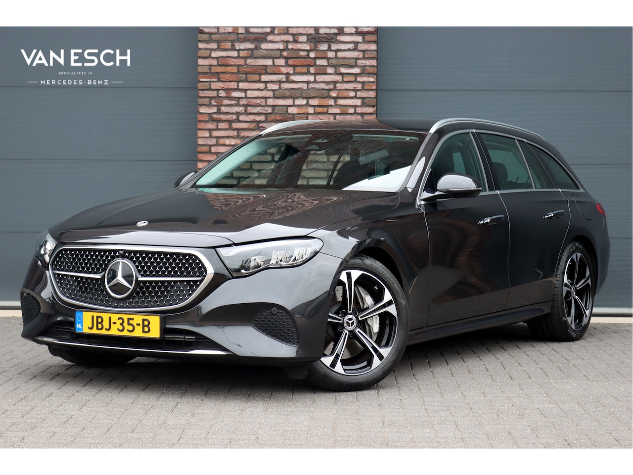 Mercedes-Benz E-klasse Estate - 300 e Luxury Line Aut9 | Distronic Pro | Keyless Go | Camera | Dodehoekassistent | High Pe - AutoWereld.nl