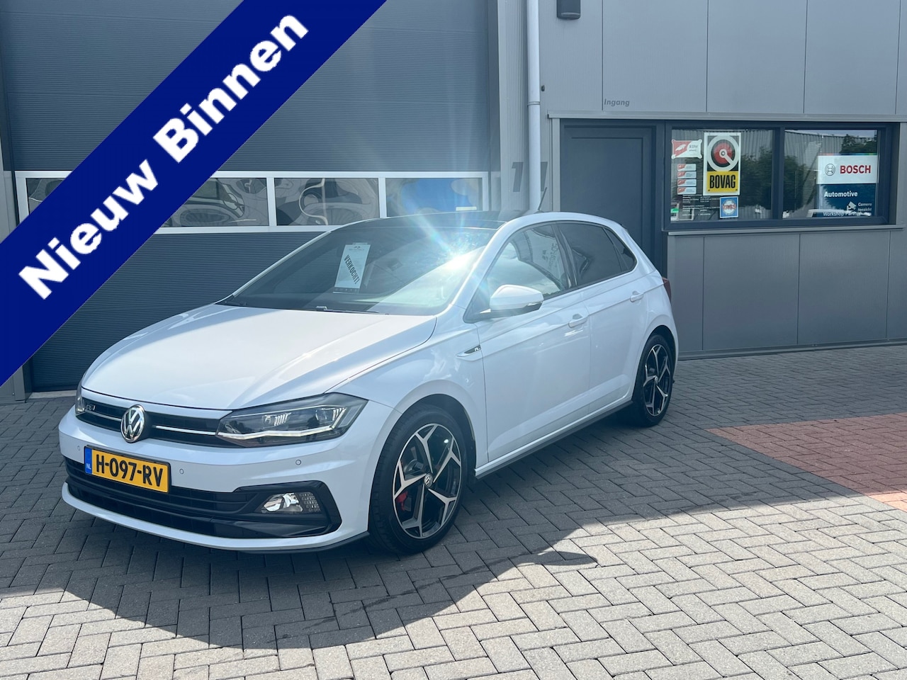 Volkswagen Polo - 1.5 TSI 150pk DSG 3x R-line Highline Led , Panorama schuifdak, Virtual cockpit , Stoelverw - AutoWereld.nl