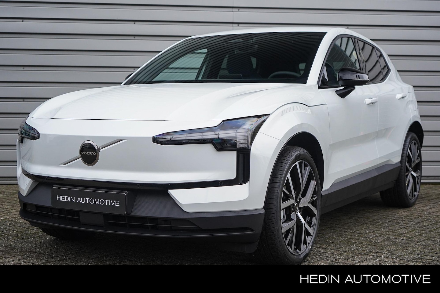 Volvo EX30 - Extended Range Europa 69 kWh | Google on Board | Adaptieve Cruise controle | 20" LM Velgen - AutoWereld.nl