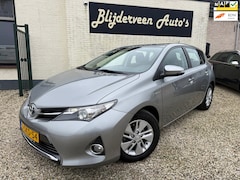 Toyota Auris - 1.8 Hybrid Aspiration Camera | Navi | Trekhaak | Dealer Onderhouden