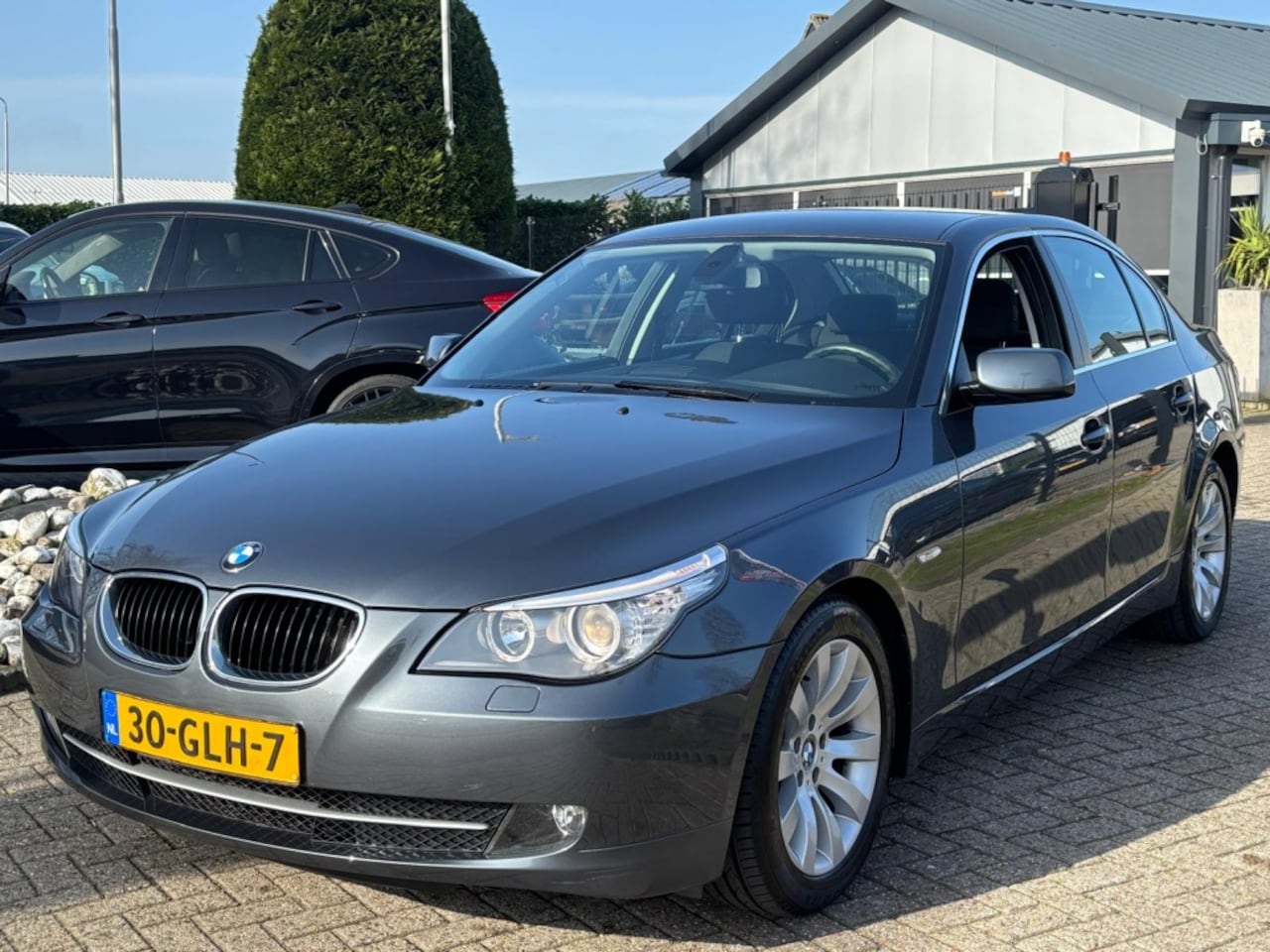 BMW 5-serie - 520I Sedan Benzine LCI Automaat 2008 95.000 KM NL Auto - AutoWereld.nl