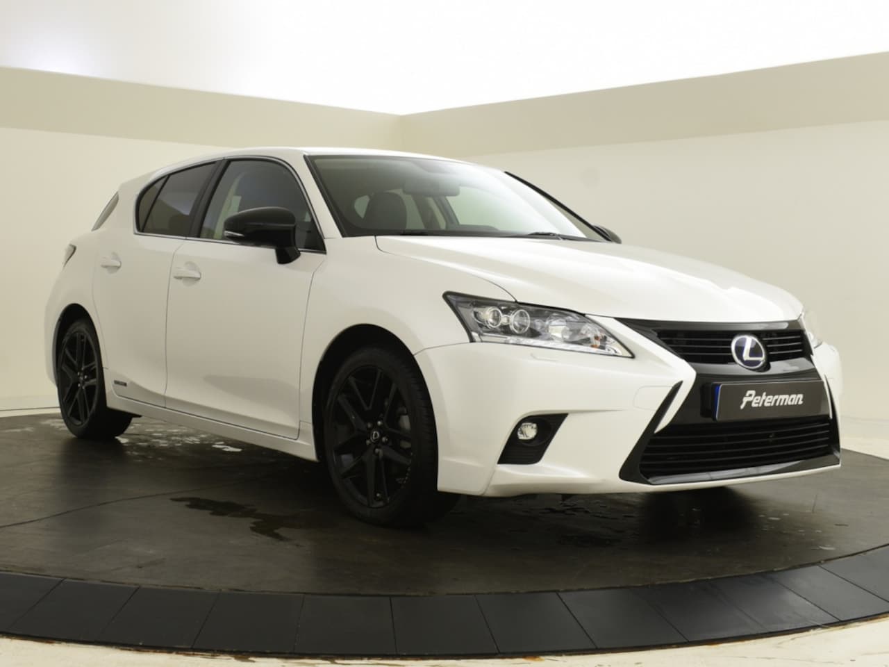 Lexus CT 200h - Sport Edition | Allseasons | Stoelverwarming | - AutoWereld.nl