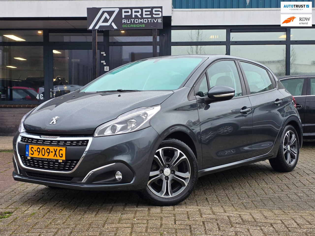 Peugeot 208 - 1.2 PureTech Blue Lion |AIRCO|CRUISE|NAVI|LMV - AutoWereld.nl