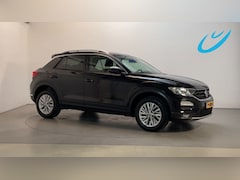Volkswagen T-Roc - 1.0 TSI Style Business Camera Navigatie DAB+ App-Connect
