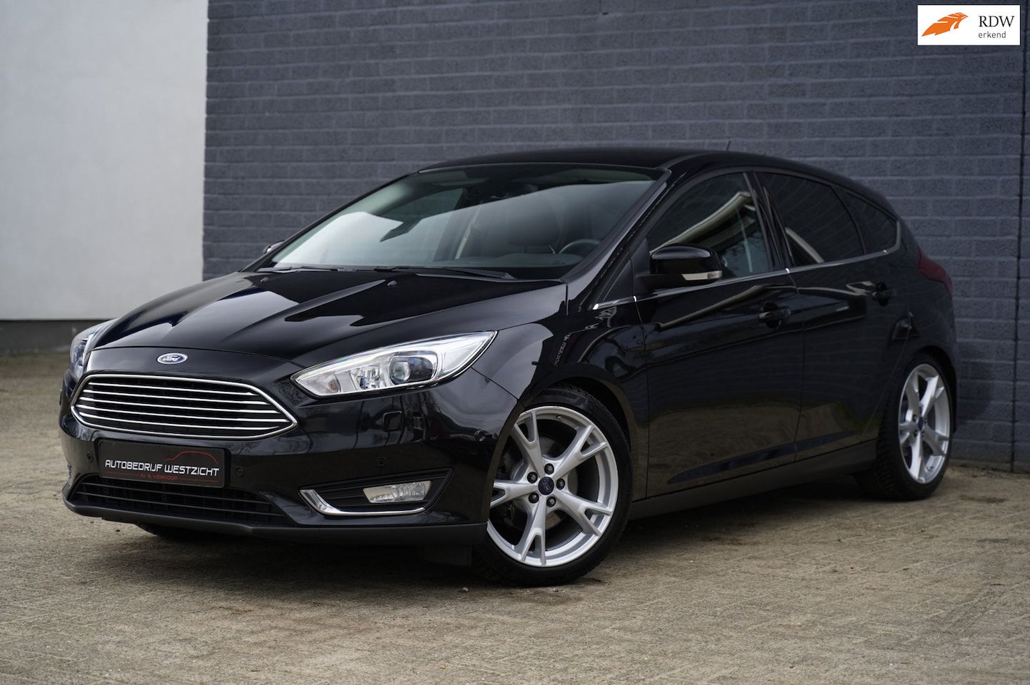 Ford Focus - 1.6 EcoBoost Titanium 182pk Leder Naviatie - AutoWereld.nl
