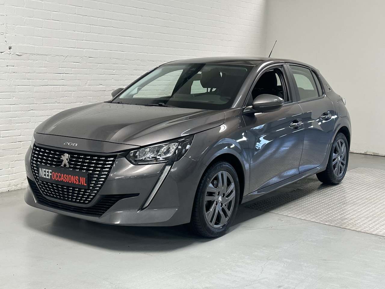 Peugeot 208 - 1.2 PureTech Allure Pack CLIMA / CRUISE / NAVI / ELK.PAKKET - AutoWereld.nl