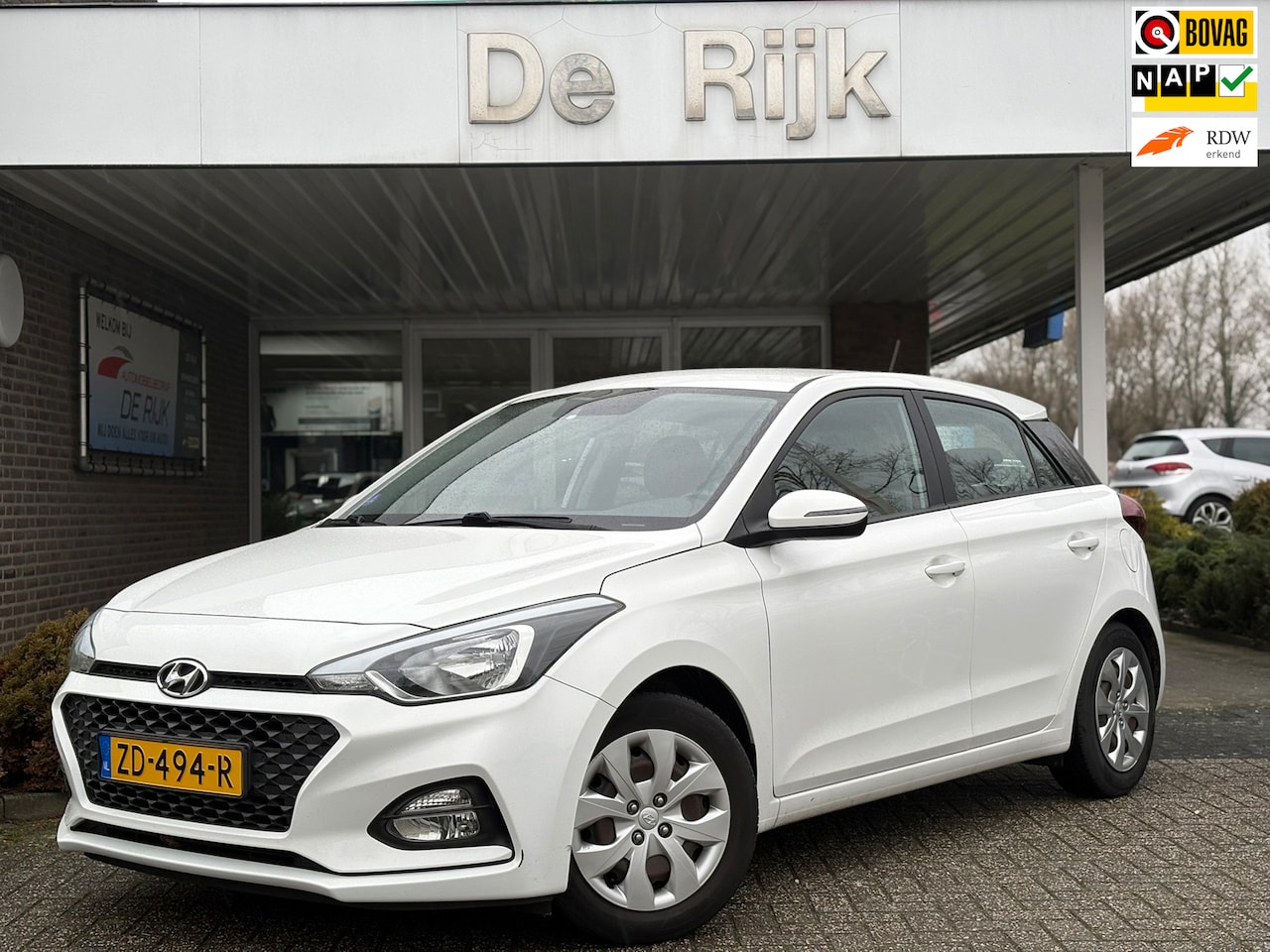 Hyundai i20 - 1.0 T-GDI i-Motion | Apple Carplay/Android Auto, Camera, Airco, Cruise Control | Dealerond - AutoWereld.nl