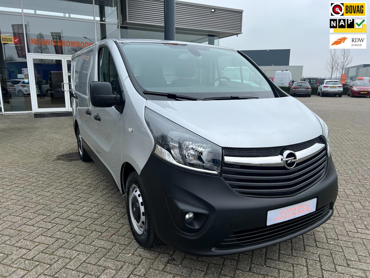 Opel Vivaro - 1.6 CDTI L1H1 Sport 1.6 CDTI L1H1 Sport, Airco, cruise, camera, 3 zits, marge - AutoWereld.nl