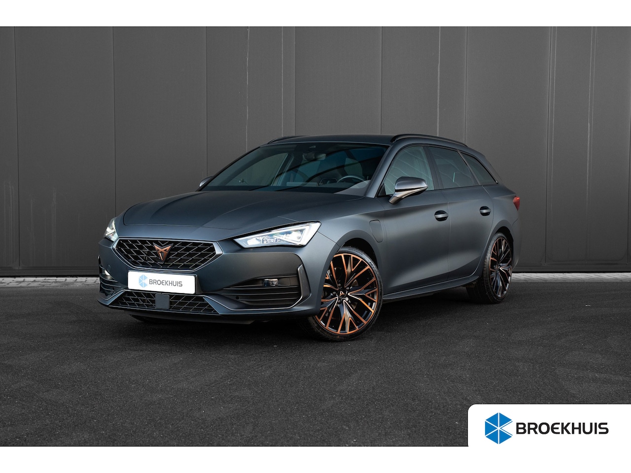CUPRA Leon Sportstourer - 1.4 e-Hybrid 245 PK VZ Business Trekhaak | Dodehoekdetectie | Adaptive cruise control | Ke - AutoWereld.nl