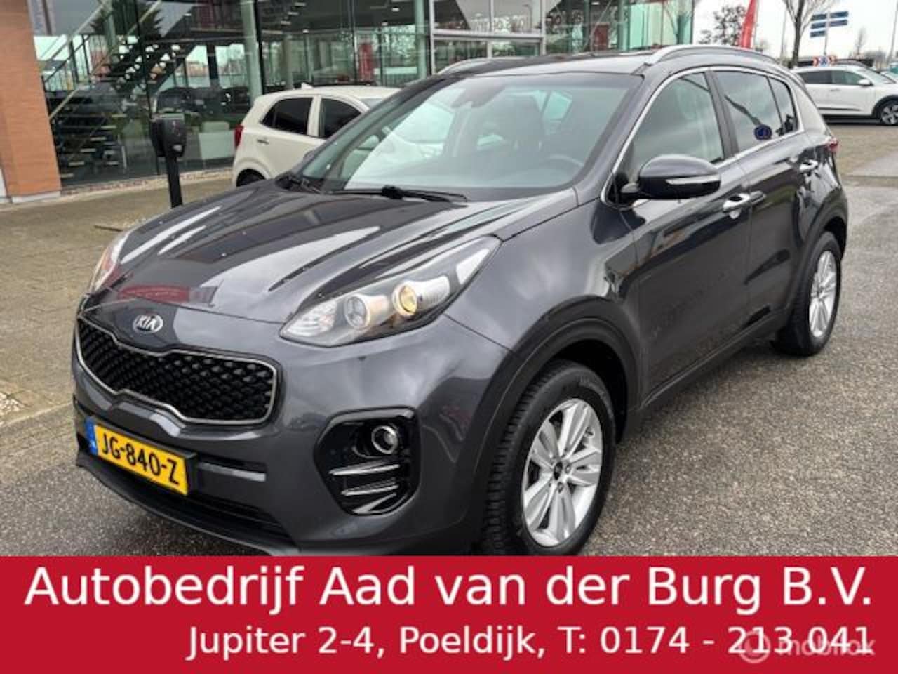 Kia Sportage - 1.6 GDI First Edition Navigatie , Camera achter , Climate & Cruise controle , Trekhaak , - AutoWereld.nl
